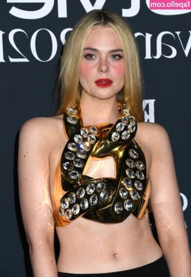 Elle Fanning [ elle-fanning ] - 𝐅𝐑𝐄𝐄 𝐒𝐔𝐁   layla-moon  Gorgeous doll for your part 1