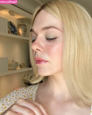 Elle Fanning [ elle-fanning ] - twerk from hoem pt 12