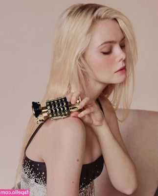 Elle Fanning [ elle-fanning ] - Something slutty