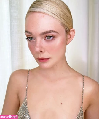 Elle Fanning [ elle-fanning ] - Here’s a tour of my body now that I’m back fully and ready to get