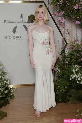 Elle Fanning [ elle-fanning ] - While beta is commuting to work this morning  you ll be thinking of