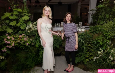 Elle Fanning [ elle-fanning ] - Would you eat it?