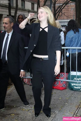 Elle Fanning [ elle-fanning ] - micaeladi FREE      micaeladi welcome to my profile baby I can please