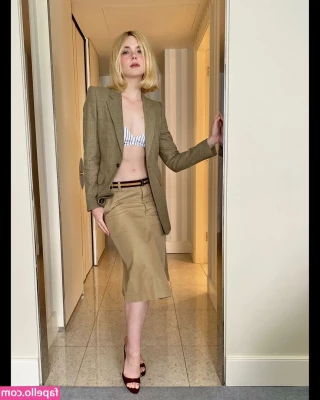 Elle Fanning [ elle-fanning ] - All for you daddy   dm me for full photo part 1