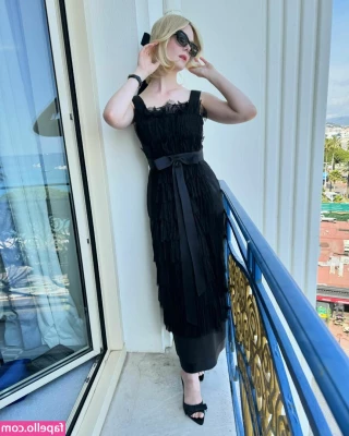 Elle Fanning [ elle-fanning ] - What do you think about this