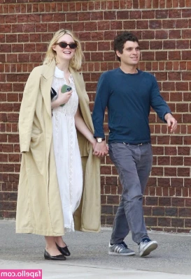 Elle Fanning [ elle-fanning ] - Thirsty Thursday   squirting for my favorite people  love u guys