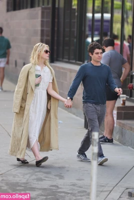 Elle Fanning [ elle-fanning ] - Goodnight loves     blairsage00  https onlyfans com blairsage00