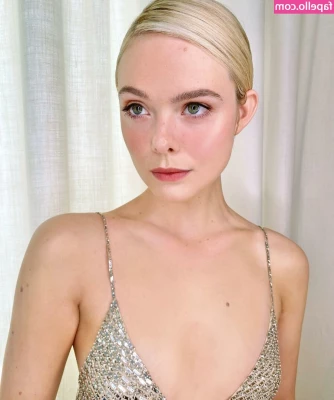 Elle Fanning [ elle-fanning ] - Titties & Kitties