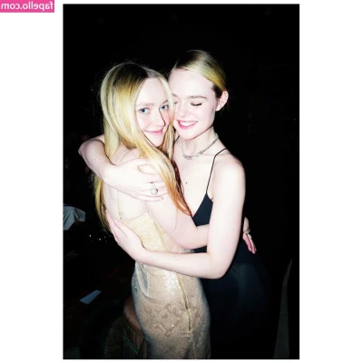 Elle Fanning [ elle-fanning ] - Love waking up for some morning    drew05212