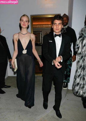 Elle Fanning [ elle-fanning ] - Whatcha think 😈