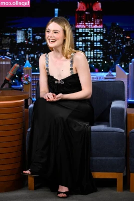 Elle Fanning [ elle-fanning ] - Yoko alt. space version: yay or nay?  (Full set is part of the