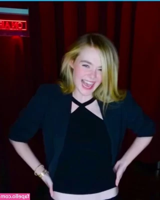Elle Fanning [ elle-fanning ] - Mommy is so horny today😈💦