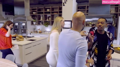 Elle Fanning [ elle-fanning ] - 🎬🪄Me la chupa rico y se la meto🍑🍆🔥@hotmartin25