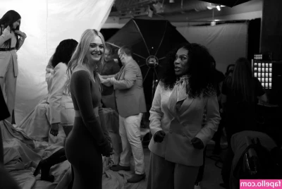 Elle Fanning [ elle-fanning ] - Hi love    After a long time I make a video showing parts of my body
