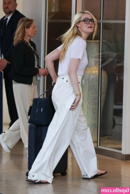 Elle Fanning [ elle-fanning ] - do you like my plan B  gabriagagliardi com