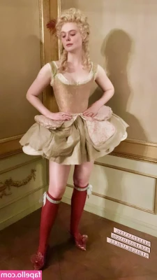 Elle Fanning [ elle-fanning ] - These nipples need your mouth around them