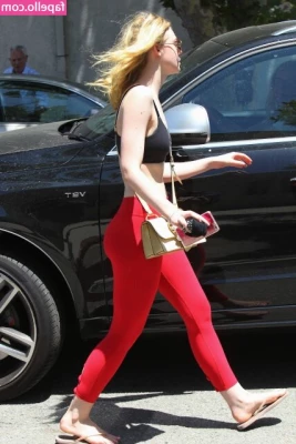 Elle Fanning [ elle-fanning ] - AMAZING FRESH PUSSY   beautifulluna  YOU NEED TO FOLLOW THIS HOTTIE