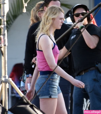 Elle Fanning [ elle-fanning ] - Bet you can find a few POVS in this video of how ud see me if you