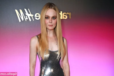 Elle Fanning [ elle-fanning ] - do you like my tats? 🤭