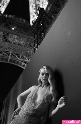 Elle Fanning [ elle-fanning ] - 🔥🔥🔥 LONG VIDEO RELEASE: Riding the Alien Dong 🔥🔥🔥