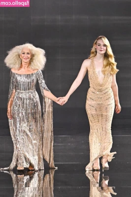 Elle Fanning [ elle-fanning ] - I should really fill in that top shelf  but I d rather you fill me