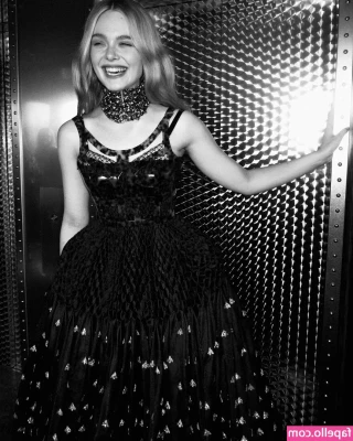 Elle Fanning [ elle-fanning ] - Before you can read Rise of a Queen  featuring  ahriuwu and 