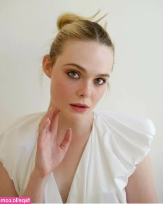 Elle Fanning [ elle-fanning ] - Guess who's filming tonight.......😈🍆💦