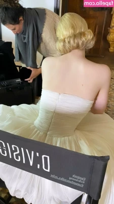 Elle Fanning [ elle-fanning ] - I just realized you can upload more than one at once  Here s some