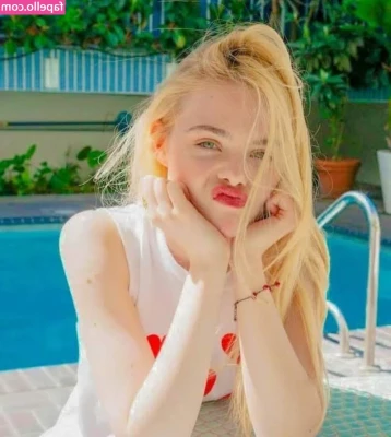 Elle Fanning [ elle-fanning ] - Do you enjoy when I dance around and have fun? Hehehe