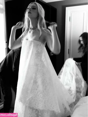 Elle Fanning [ elle-fanning ] - I've been waiting for you...
