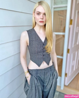 Elle Fanning [ elle-fanning ] - Watch our beautiful performance with @sinbros and @pikkathai 🎬🔞