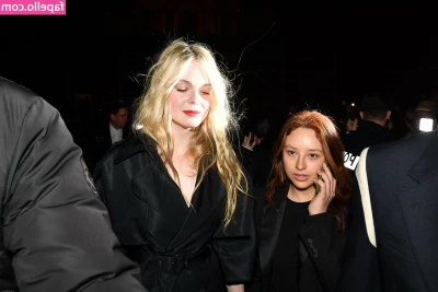 Elle Fanning [ elle-fanning ] - Hello daddy  your richest gift has arrived