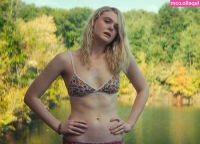 Elle Fanning [ elle-fanning ] - Do you want to watch me while I put a dildo in? 🥵🥵🥵🔥