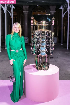 Elle Fanning [ elle-fanning ] - A real naughty slut  ameeee Want to see what she can do in private