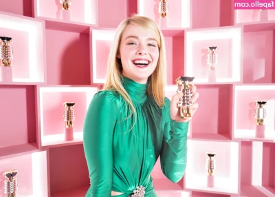 Elle Fanning [ elle-fanning ] - super cute ahegao action!😋 ALL photos are ahegao! 💕 Want to see