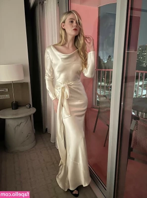 Elle Fanning [ elle-fanning ] - peachy