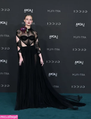Elle Fanning [ elle-fanning ] - Honey  will you be present at my stream    In the future  I will do