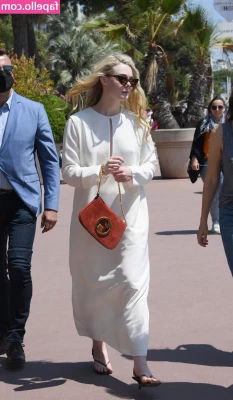 Elle Fanning [ elle-fanning ] - my nails   tip me and you can choose how my next set of nails will