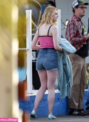 Elle Fanning [ elle-fanning ] - Does the color red turn you on even more
