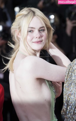 Elle Fanning [ elle-fanning ] - 9 days till