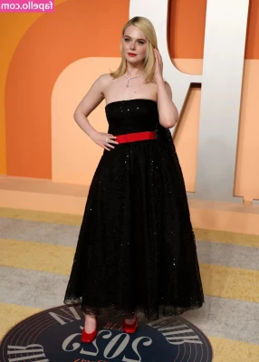 Elle Fanning [ elle-fanning ] - Good morning y’all!! I am still feeling shitty but will do my best