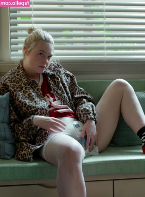 Elle Fanning [ elle-fanning ] - some simple shots to break up the more recent things