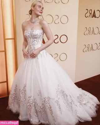 Elle Fanning [ elle-fanning ] - 120 photos I’ll make a video shortly