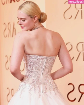 Elle Fanning [ elle-fanning ] - She's so pretty 😍