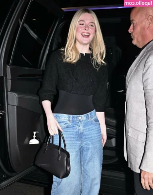 Elle Fanning [ elle-fanning ] - Do you want to try this mouth??? 😈😈