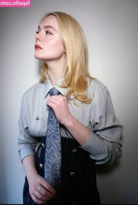 Elle Fanning [ elle-fanning ] - Oops 👅💦💦💦