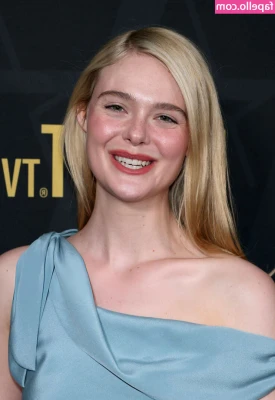 Elle Fanning [ elle-fanning ] - I start off bouncing in a royal onesie. Pull my huge boobs out. Cover