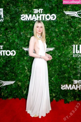Elle Fanning [ elle-fanning ] - Subscribe to Jade while her page is $3 for her bday sale!