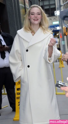 Elle Fanning [ elle-fanning ] - So yeah we’ll be doing this again 😈