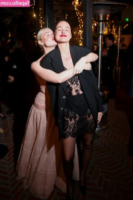 Elle Fanning [ elle-fanning ] - Cumming for my fan 🤩